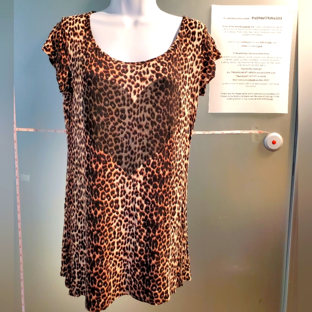 Ladies, Small, Suzy Shier, Brown & Black Animal Print w/ Heart, S/Sleeve Tunic